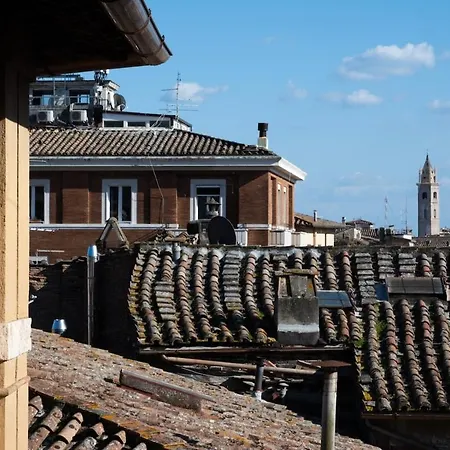 Prestige And Comfort In The Center Of And Views Apartment Perugia