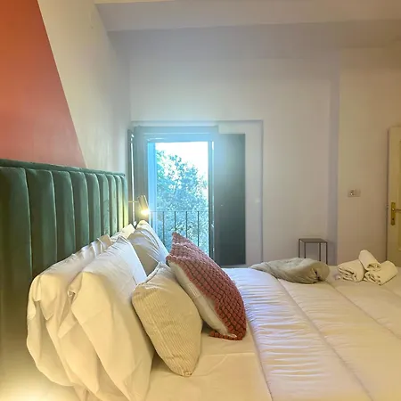 Prestige And Comfort In The Center Of And Views *
