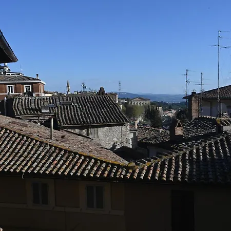 Prestige And Comfort In The Center Of And Views Perugia