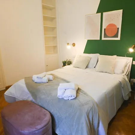 Prestige And Comfort In The Center Of And Views Apartment
